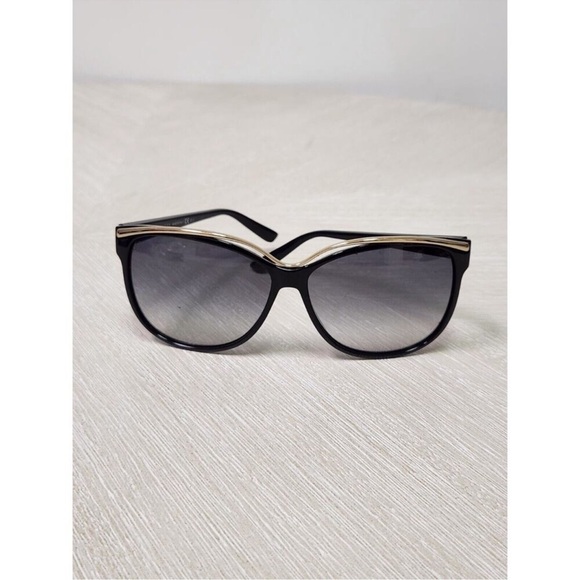 GUCCI Black Cat Eye GG 3155
Gradient Lens Sunglasses - Very Rare main image 7